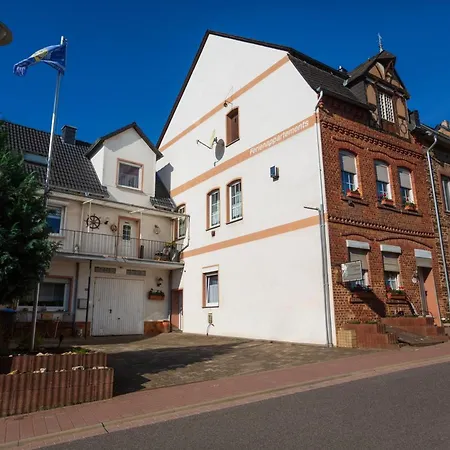 Gästehaus Steuer Kröv Exterior foto