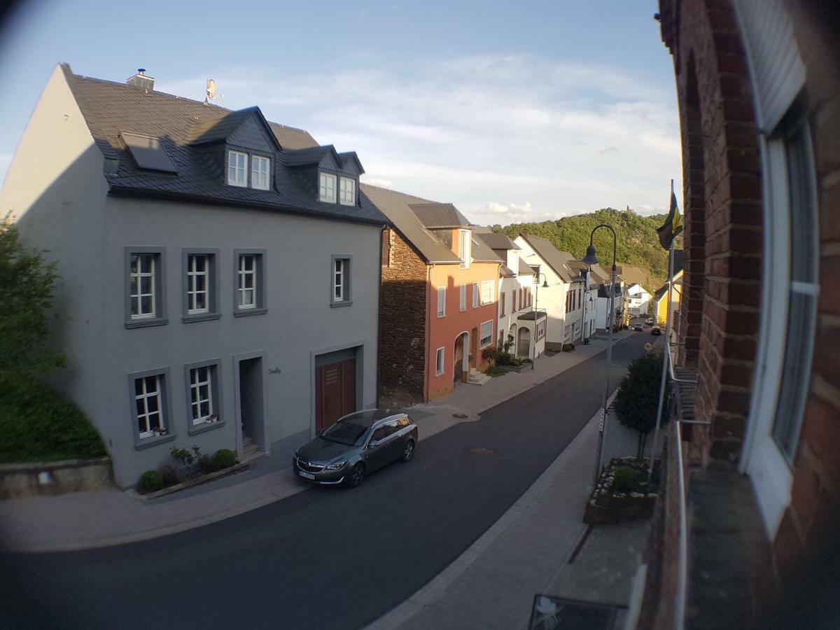 Steuer